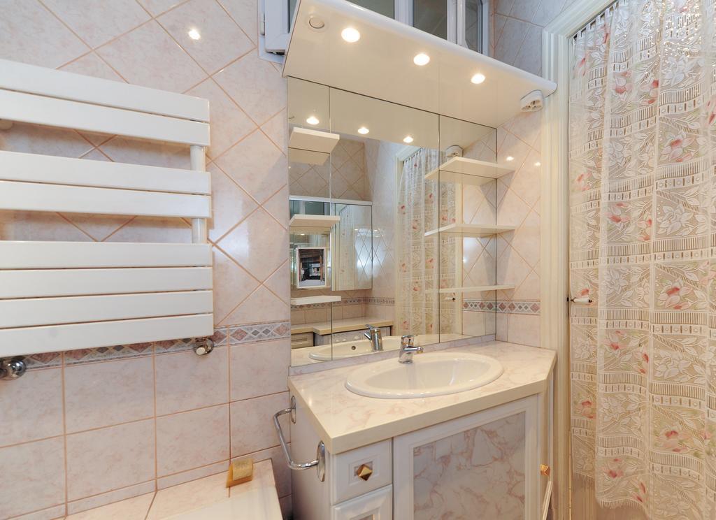 Appartement Minuetto Five Stars Holiday House Nice Bagian luar foto
